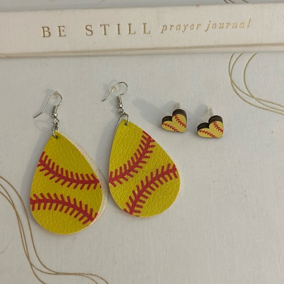 Softball earring bundle - Picture 2 of 9